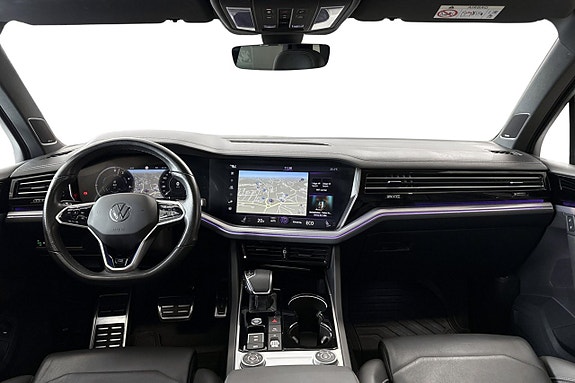 Volkswagen Touareg 12 of 30