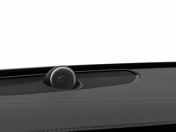 Volvo XC90 24 of 30