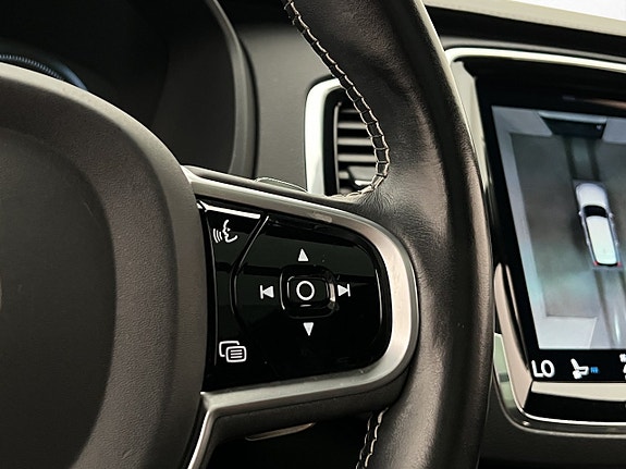 Volvo XC90 21 of 30