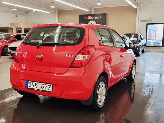 Hyundai i20 13 of 19