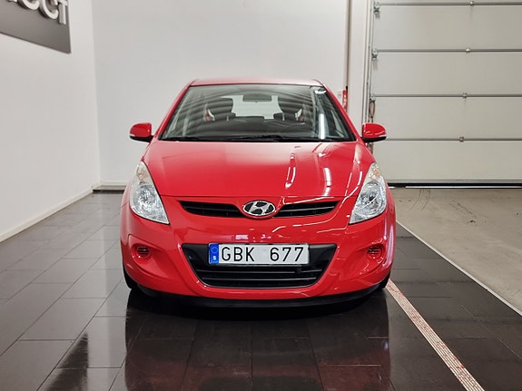 Hyundai i20 3 of 19