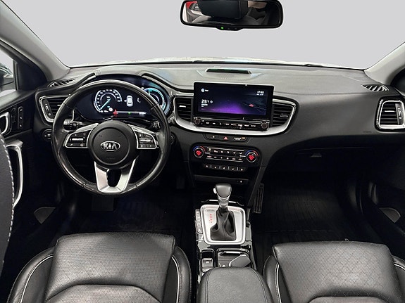Kia XCeed 7 of 30
