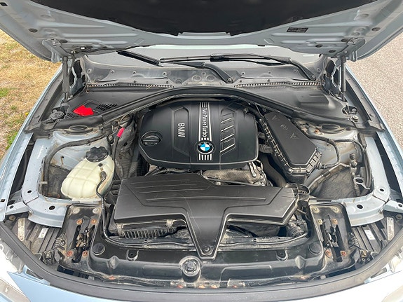 BMW 320d 15 of 23