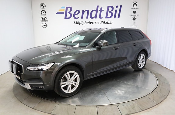 Volvo V90 Cross Country 5 of 25