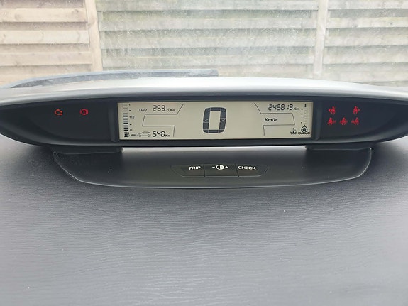 Citroen C4 8 of 8