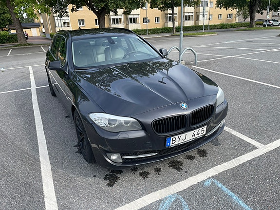 BMW 520d 8 of 12