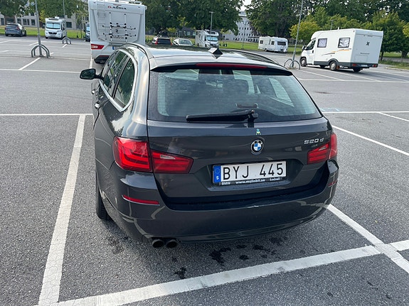 BMW 520d 5 of 12