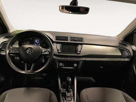 Skoda Fabia 10 of 23