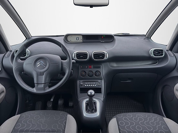 Citroen C3 Picasso 11 of 16