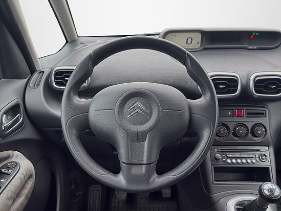 Citroen C3 Picasso 10 of 16