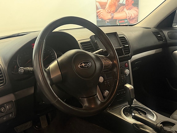 Subaru Outback 12 of 30