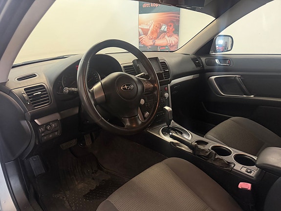 Subaru Outback 9 of 30