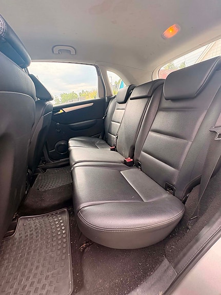 Mercedes-Benz B170 10 of 15