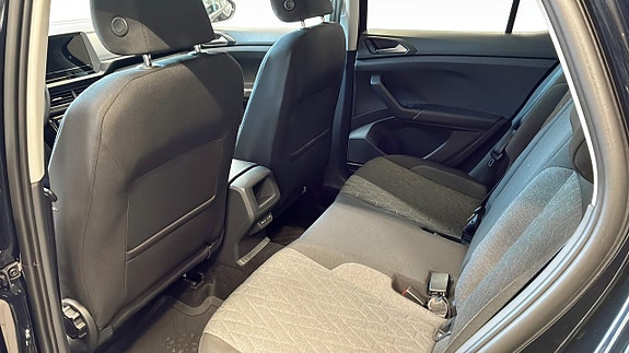 Volkswagen T-Cross 11 of 12