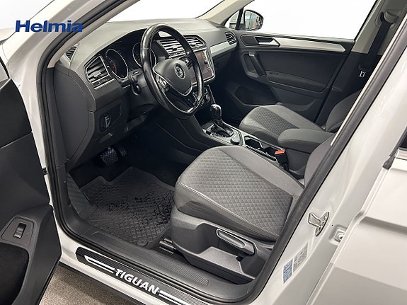 Volkswagen Tiguan 8 of 9