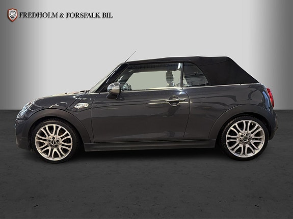 MINI Cooper S 9 of 28