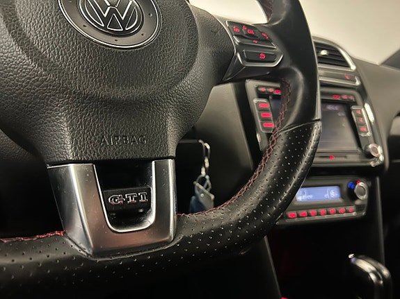 Volkswagen Polo 21 of 21