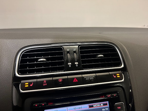 Volkswagen Polo 14 of 21