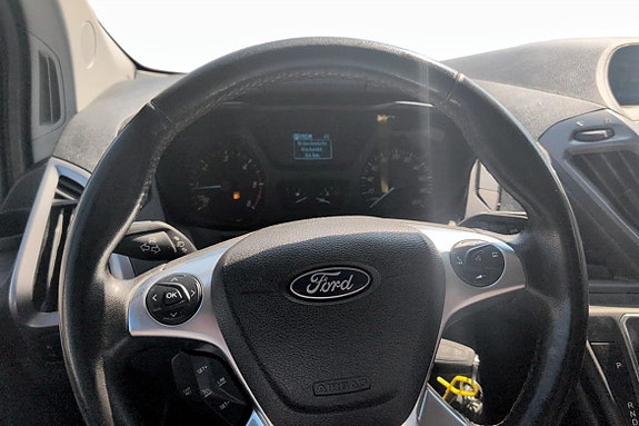 Ford Transit Custom 5 of 7