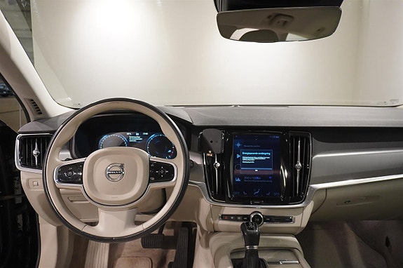 Volvo V90 12 of 17