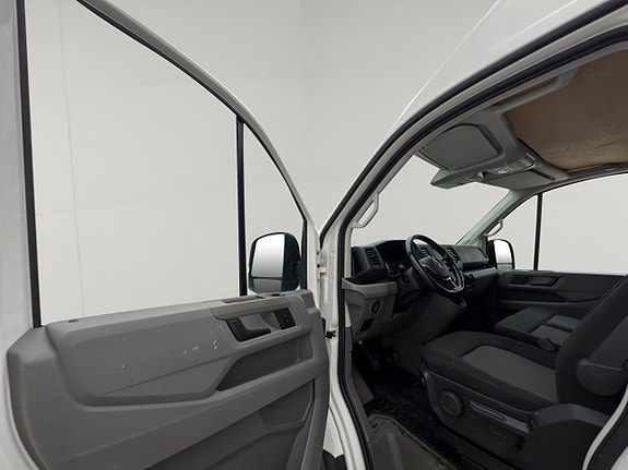 Volkswagen Crafter 12 of 30