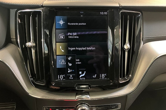 Volvo XC60 15 of 22