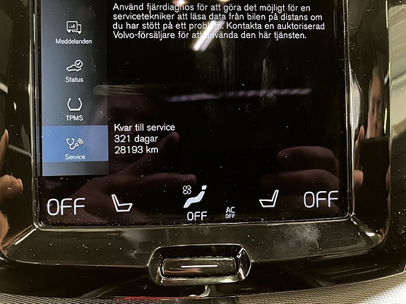 Volvo XC60 17 of 22