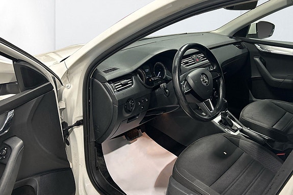 Skoda Octavia 7 of 9