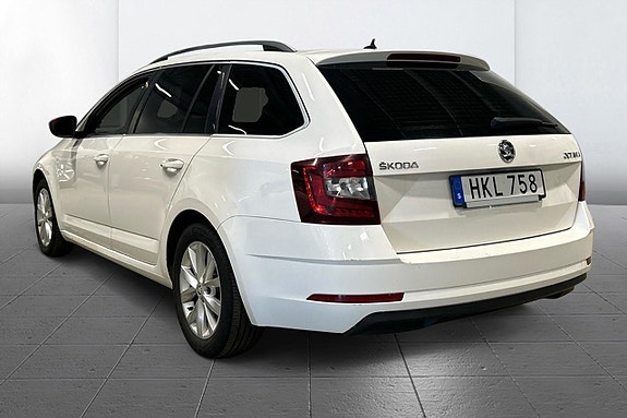 Skoda Octavia 6 of 9