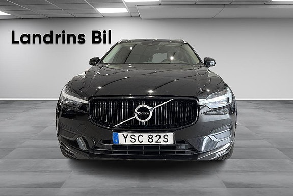 Volvo XC60 2 of 14