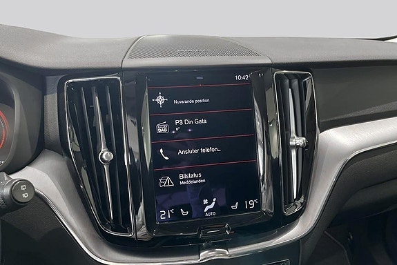 Volvo XC60 11 of 14