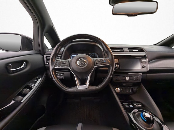 Nissan Leaf 14 of 29