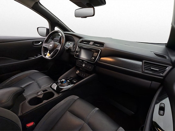 Nissan Leaf 22 of 29