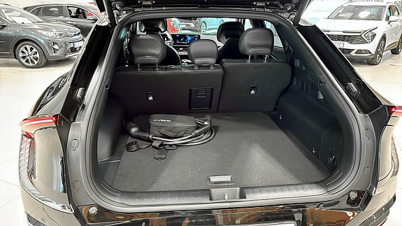 Kia EV6 8 of 24