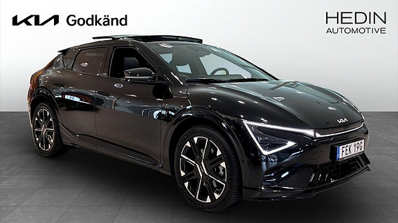Kia EV6 3 of 24