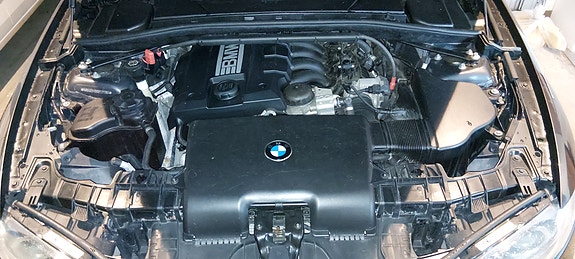 BMW 118i 5 of 9