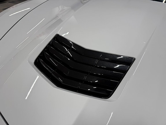 Chevrolet Corvette 18 of 30