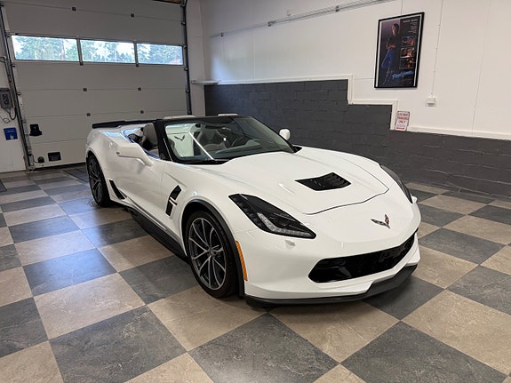 Chevrolet Corvette 3 of 30