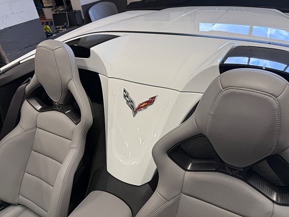 Chevrolet Corvette 23 of 30