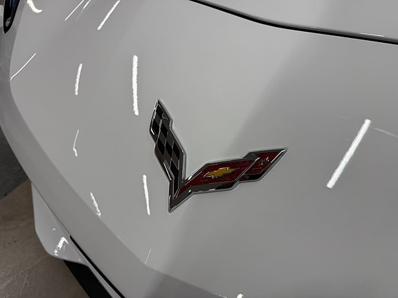 Chevrolet Corvette 19 of 30