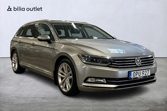 Volkswagen Passat 4 of 27