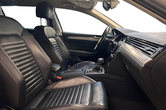 Volkswagen Passat 15 of 27
