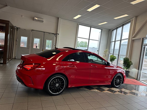 Mercedes-Benz CLA200 5 of 13
