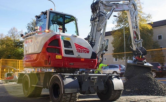 Takeuchi TB370 8tons hjulgrävare 3års garanti