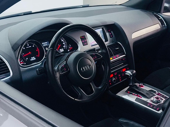 Audi Q7 11 of 23