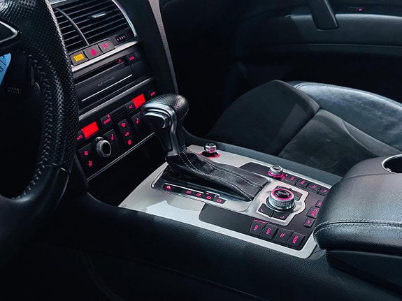 Audi Q7 13 of 23