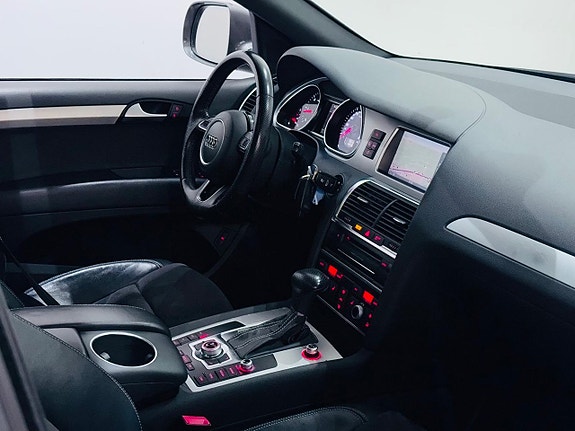 Audi Q7 5 of 23
