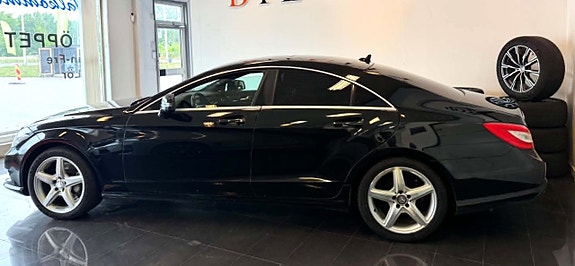 Mercedes-Benz CLS350 6 of 26
