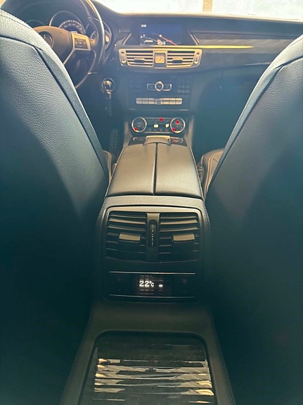Mercedes-Benz CLS350 24 of 26