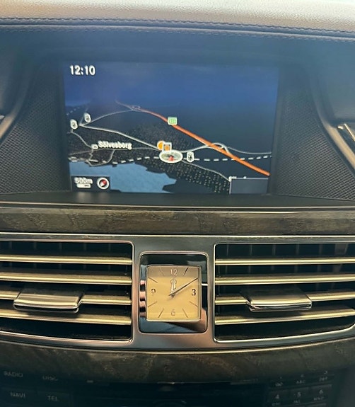 Mercedes-Benz CLS350 13 of 26